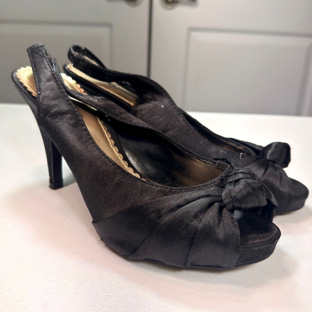 Fioni Night Black Satin Peep Toe Bow Slingback Heels Pumps 6.5W Formal Evening